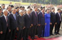 party chief clears up concerns of ha noi voters