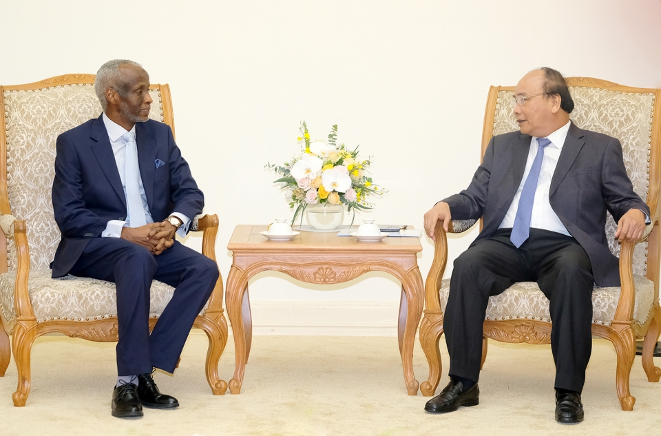 pm welcomes new sudanese ambassador