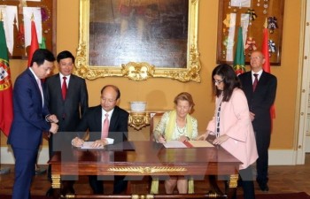 Vietnam, Portugal discuss ways to enhance relations