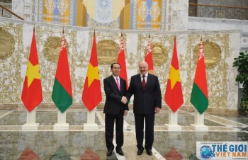 President Tran Dai Quang holds talks with President Lukashenko
