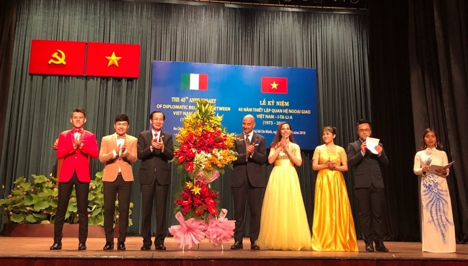 vietnam italy diplomatic ties marked in hcm city