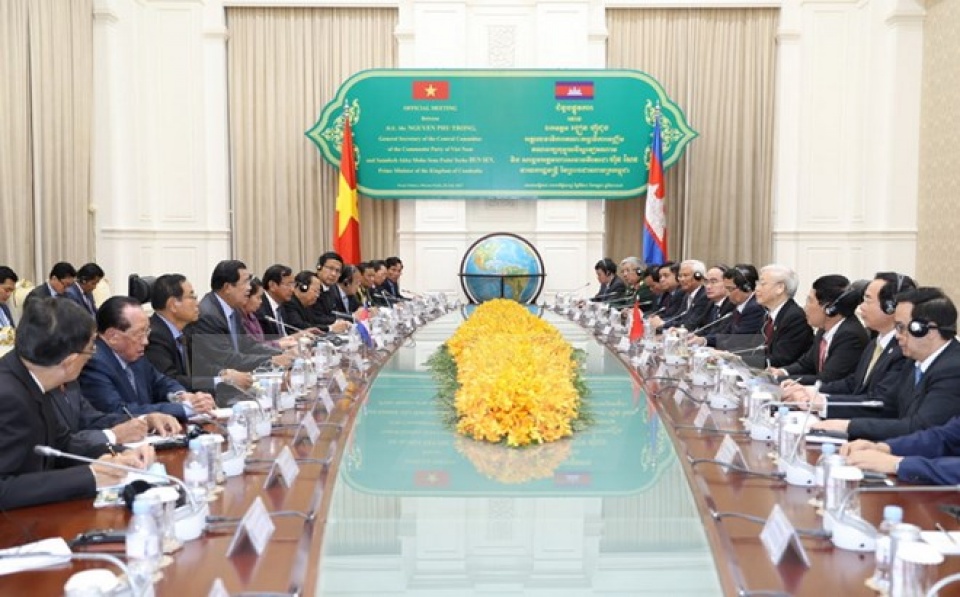 party chiefs visit charts new course for vietnam cambodia ties