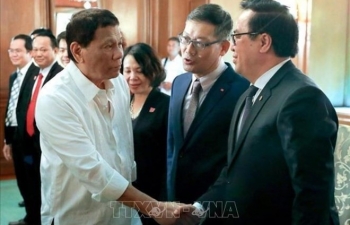 Vietnamese Party delegation visits Philippines