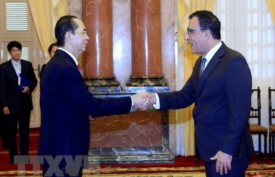 President receives new foreign ambassadors