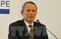 pm nguyen xuan phuc welcomes ab inbev ceo