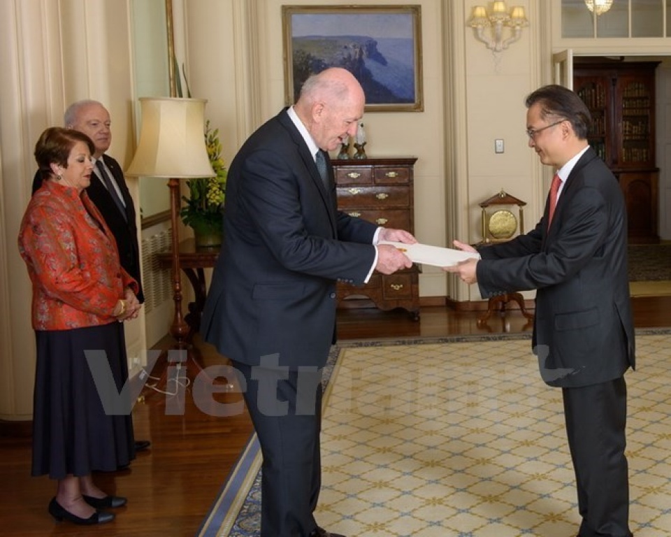 vietnamese ambassador to australia presents credentials