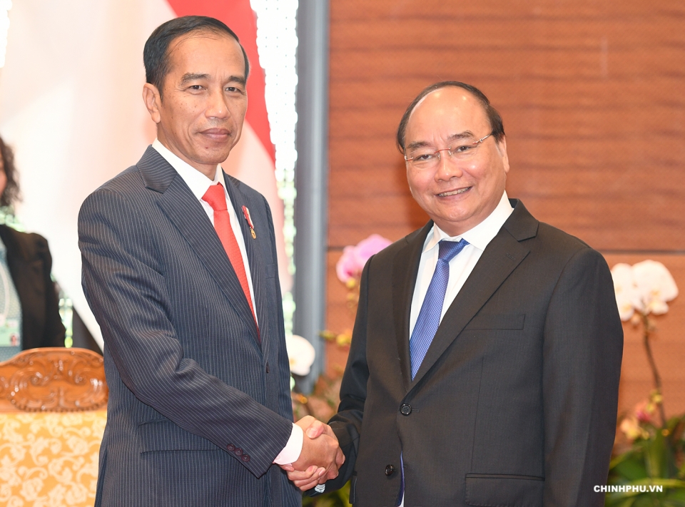 vietnamese leaders congratulates indonesia on successful elections