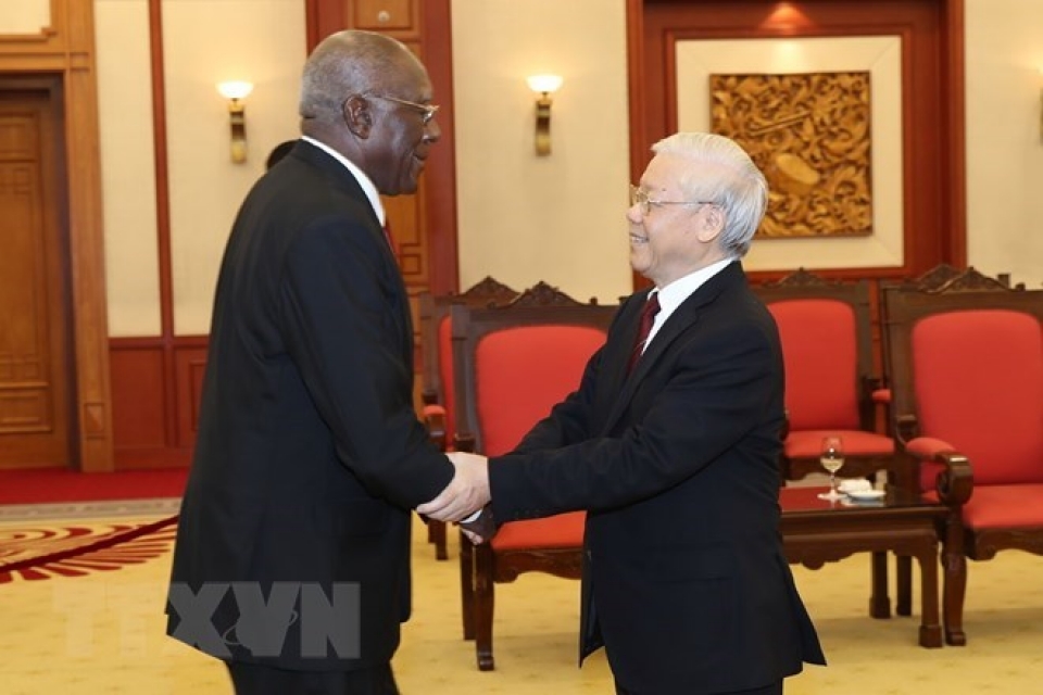 party leader welcomes cuban first vice president in ha noi