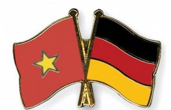 Vietnamese leaders congratulate Germany on National Day