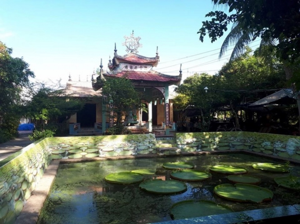 king lotus pagoda top destination in western region