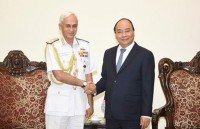pm pledges optimal conditions for samsung