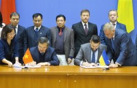 vietnam ukraine sign sports cooperation agreement