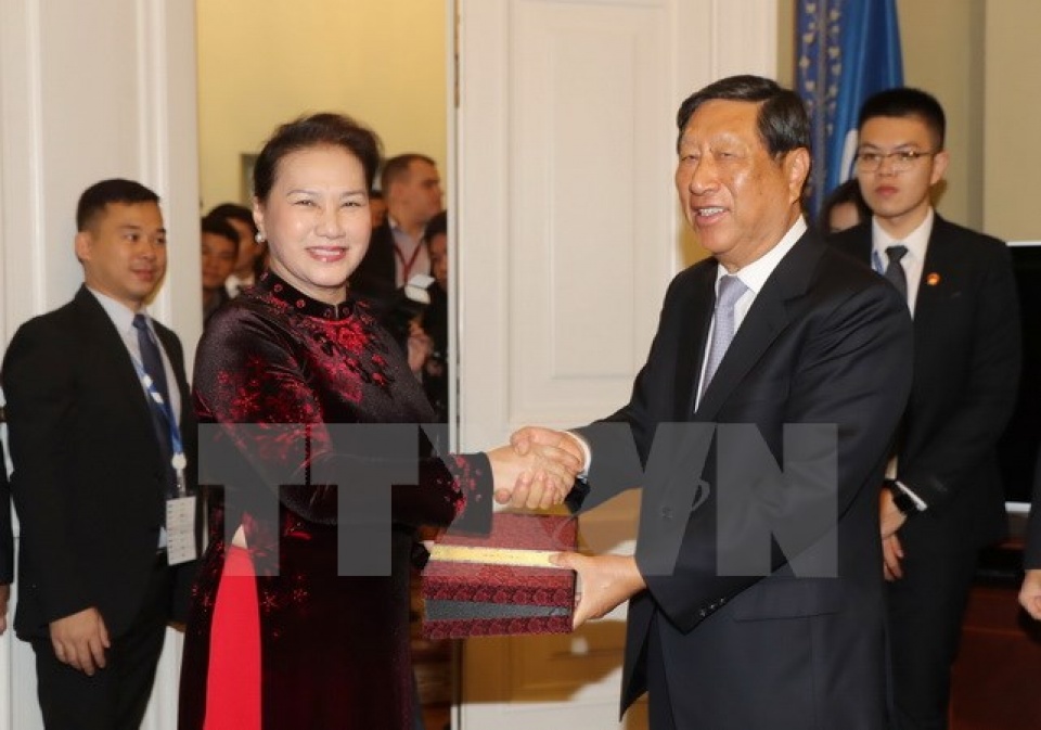 vietnam china promote legislative ties