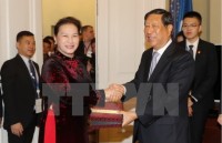 chinese party chief receives vietnamese party leaders special envoy