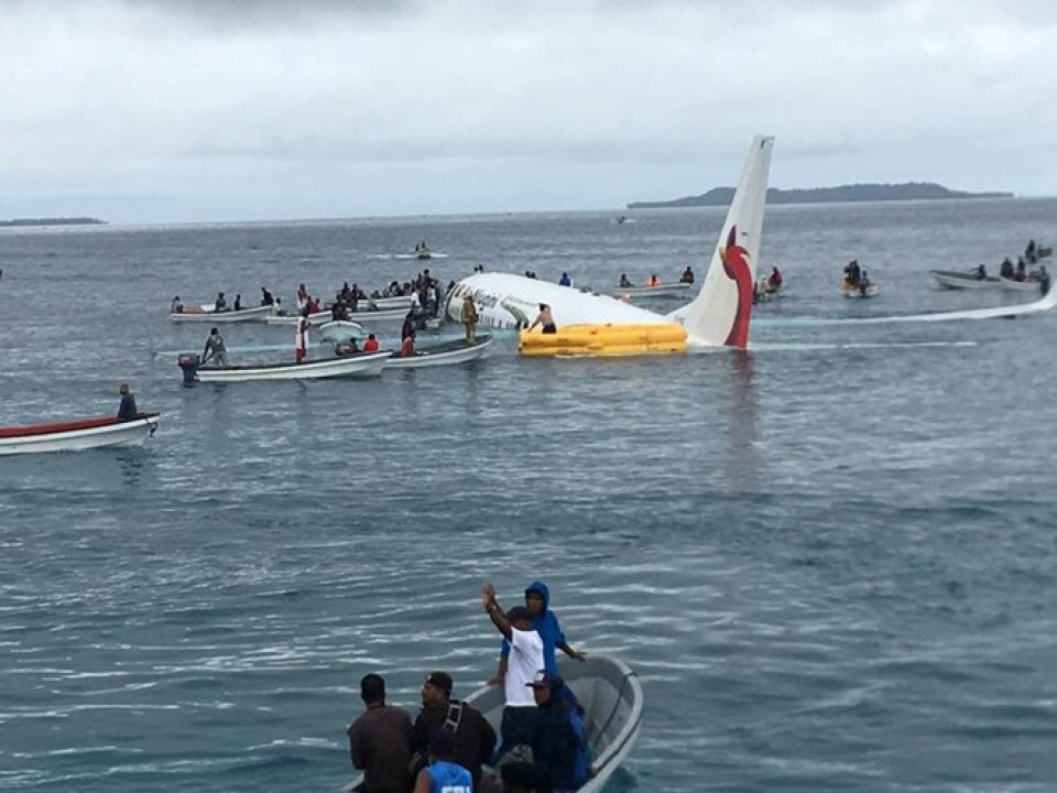 four vietnamese aboard papua new guineas plane overshooting runway