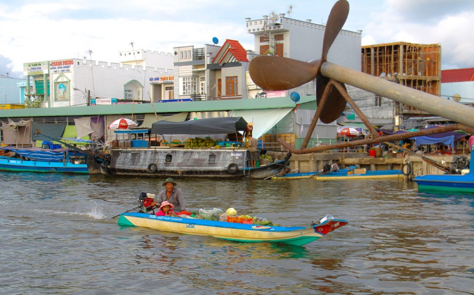 floating markets in the south western region