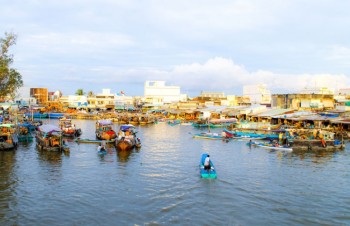 Floating markets in the south-western region
