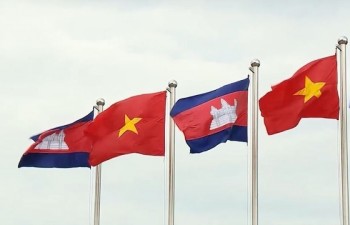 Vietnam - Cambodia trade and investment forum opens