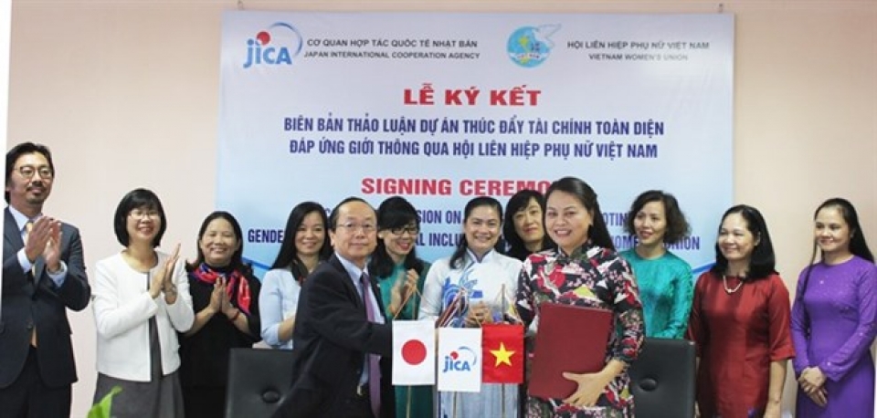 japan helps to promote financial services for vietnamese women