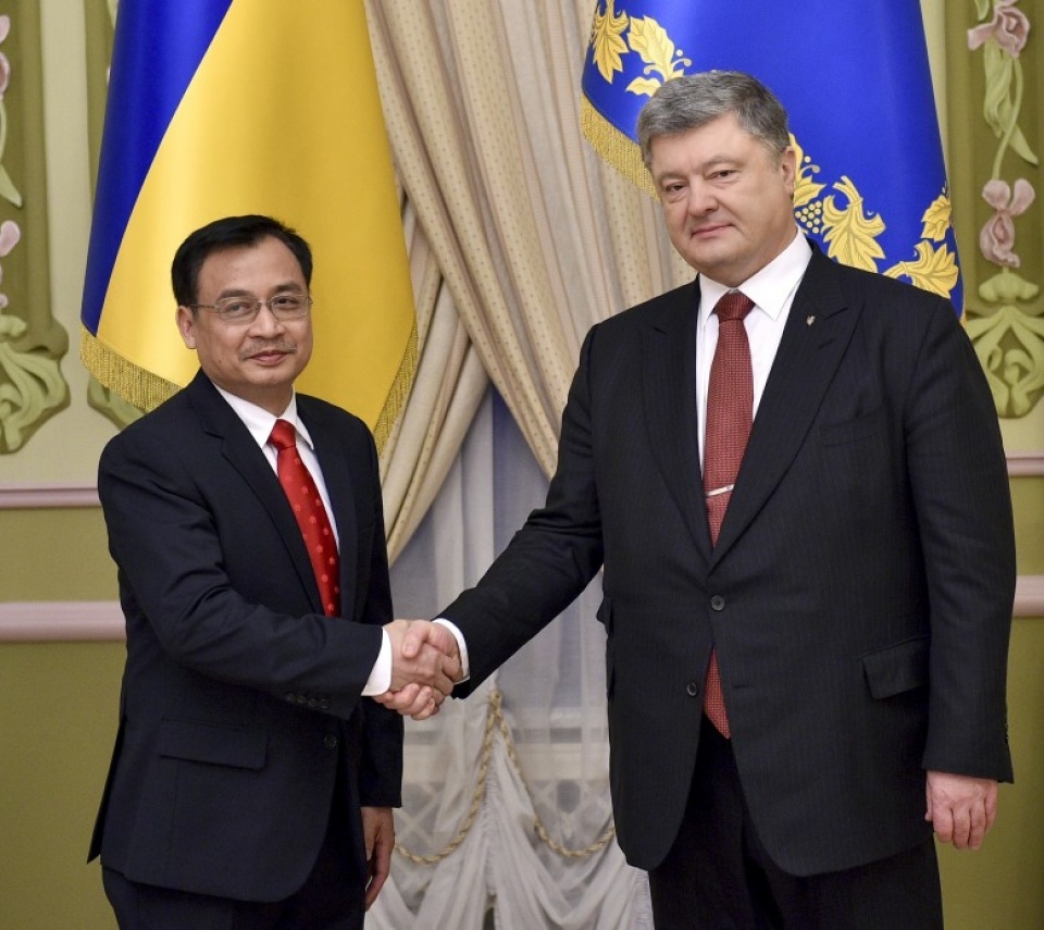 vietnam treasures ties with ukraine ambassador