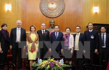 Vietnam, Russia exchange experience in social management