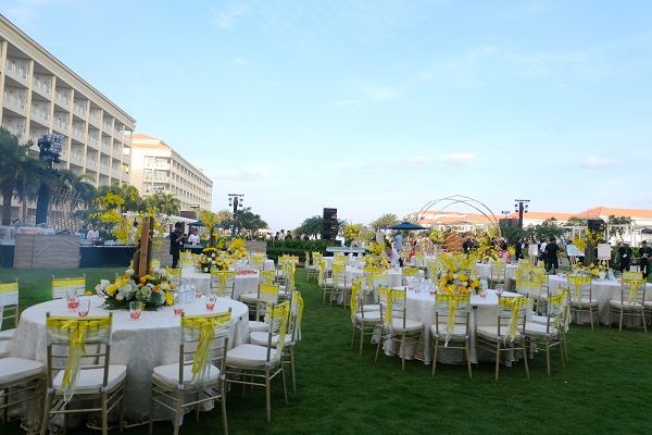 sheraton grand danang resort held the mysterious wedding of indian super rich couple