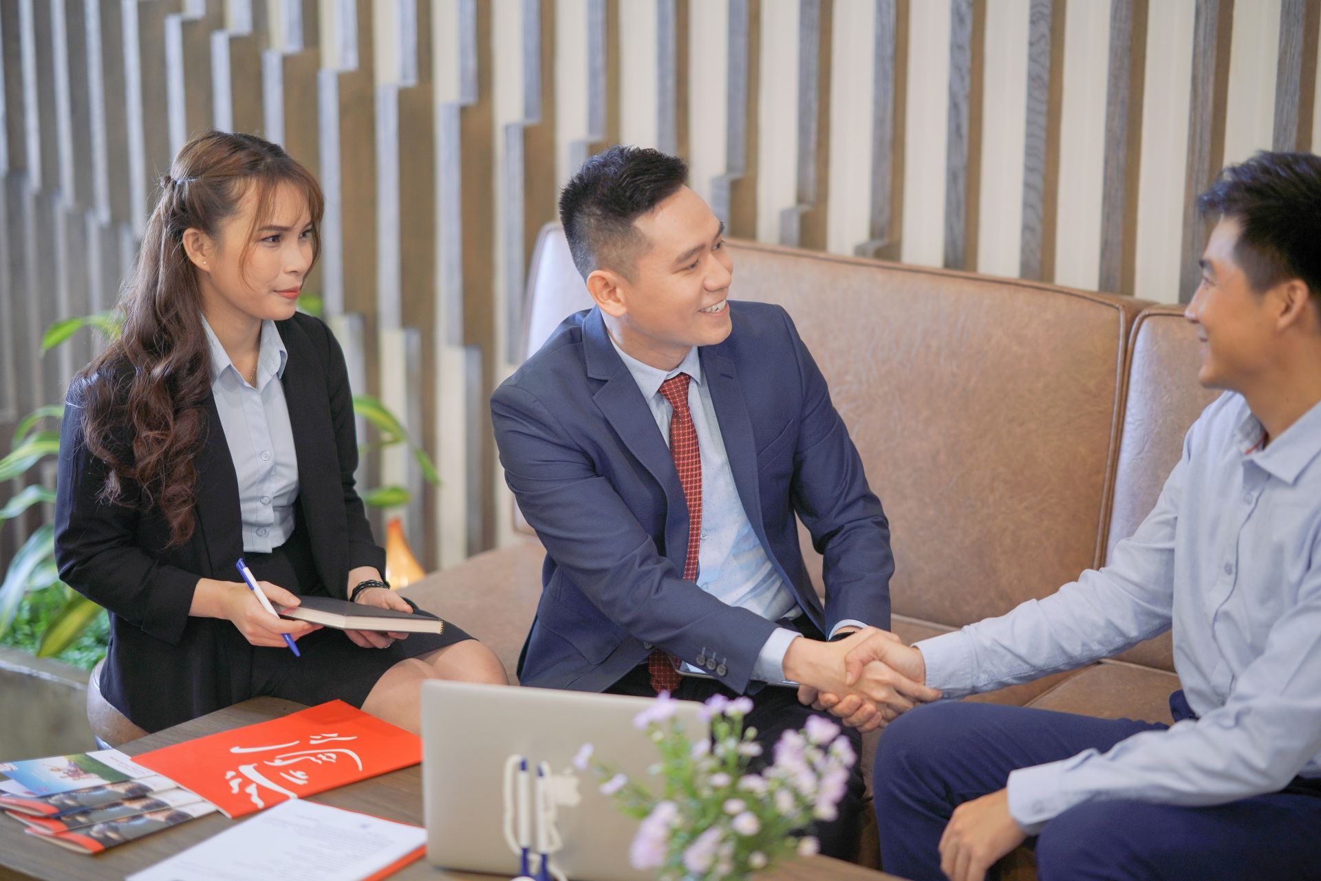 Prudential Vietnam and SeABank establish exclusive bancassurance partnership prudential vietnam and seabank establish exclusive bancassurance partnership