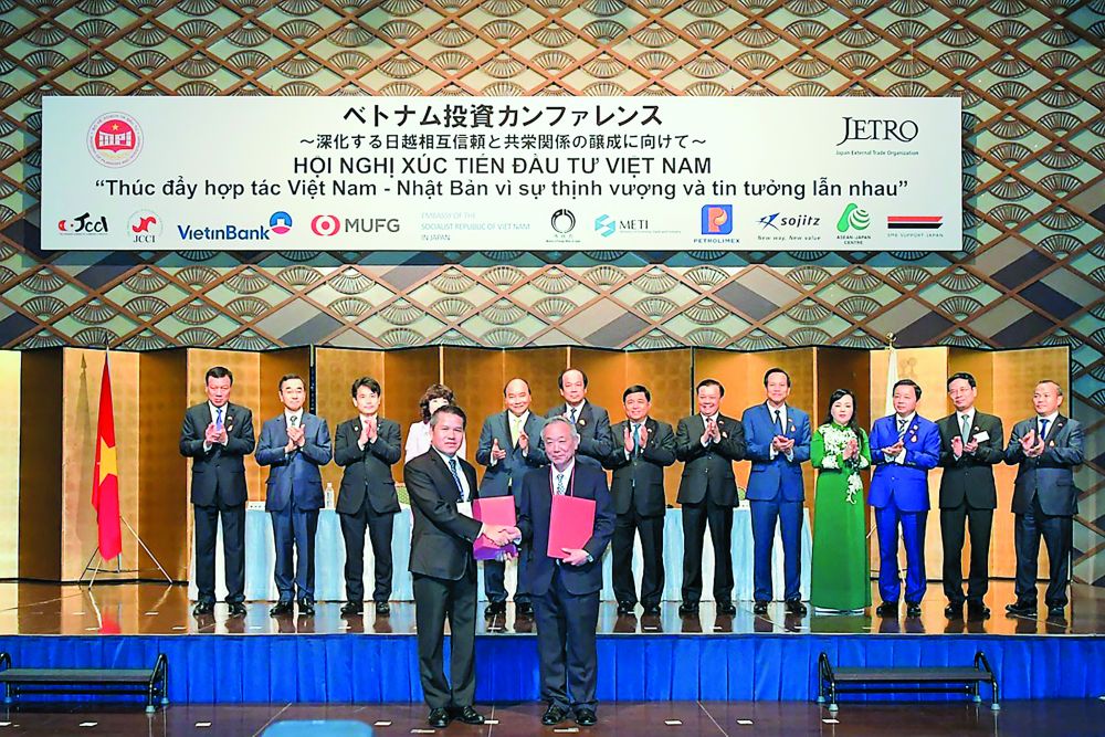 'Vươn ra biển lớn' bằng con tàu mang tên VIMC 'Reaching out to the sea' with a ship VIMC