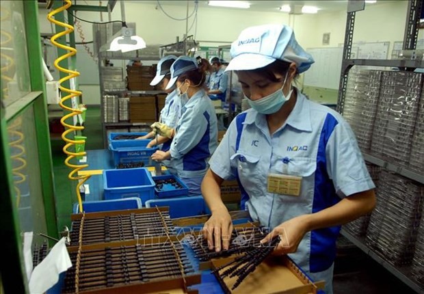 Viet Nam’s exports rise sharply in 2021
