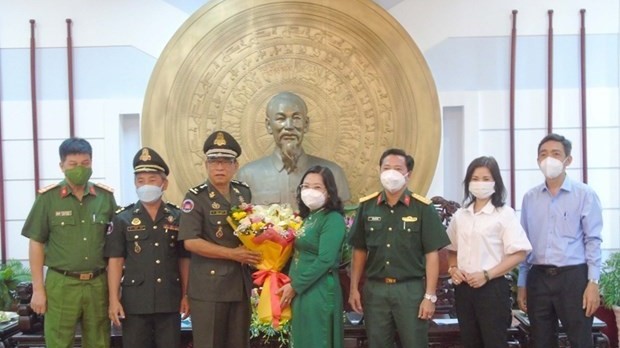 Royal Cambodian Gendarmerie delegation pays Tet visit to Soc Trang