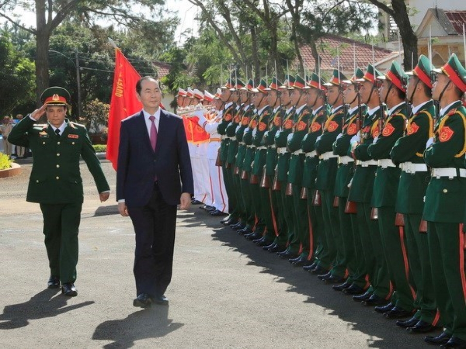 president pays pre tet visit to armed forces in gia lai