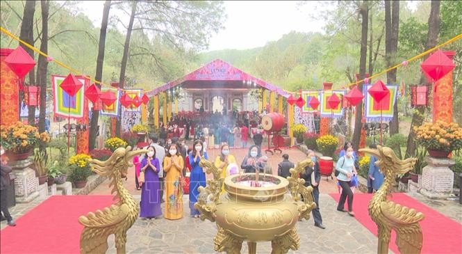 Thua Thien - Hue festival commemorates ancestors’ merits