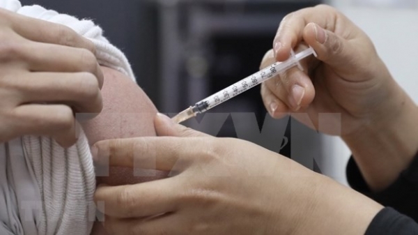 Ha Noi accelerates COVID-19 vaccine rollout for high-risk people