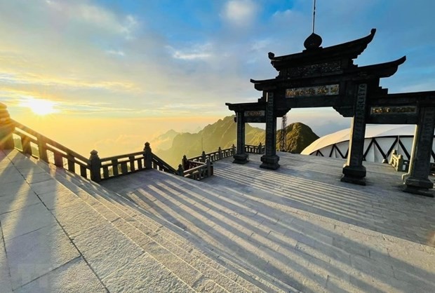 Frost covers Fansipan Mountain peak in Lao Cai