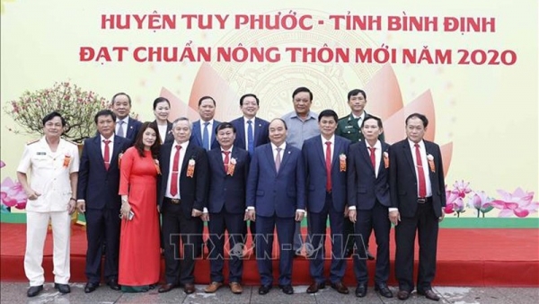President attends ceremony recognizing Binh Dinh’s Tuy Phuoc as new-style rural district