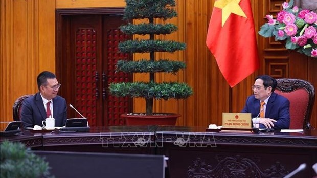 PM asks Thai investors to apply latest technologies in large-scale oil refining project in Viet Nam