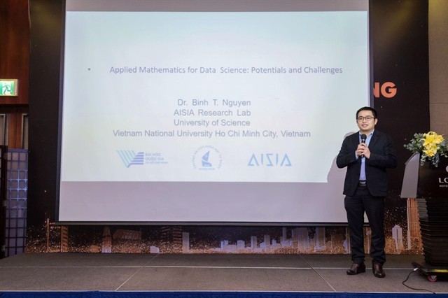 Foundation launched to support researchers in applied mathematics.  (Photo courtesy of YBA)