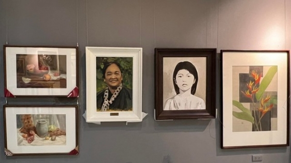 Exhibition honors Vietnamese women, nation and love