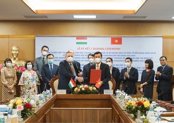 Viet Nam, Hungary boost educational cooperation