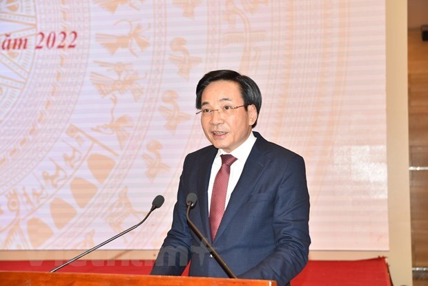Minister - Chairman of the Government Office Tran Van Son speaks at the press conference on April 4 (Photo: VNA)