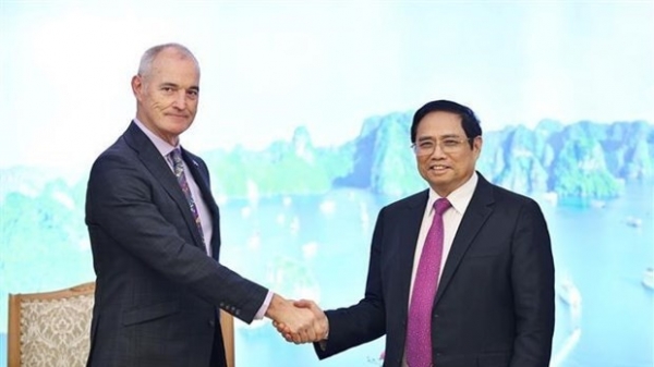 PM Pham Chinh Minh receives President of RMIT University