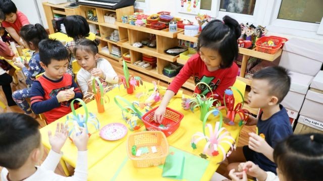 Kindergarten students in Ha Noi to return to school on April 13