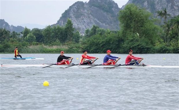Rowing and Canoeing athletes train for SEA Games 31. (Photo: VNA)