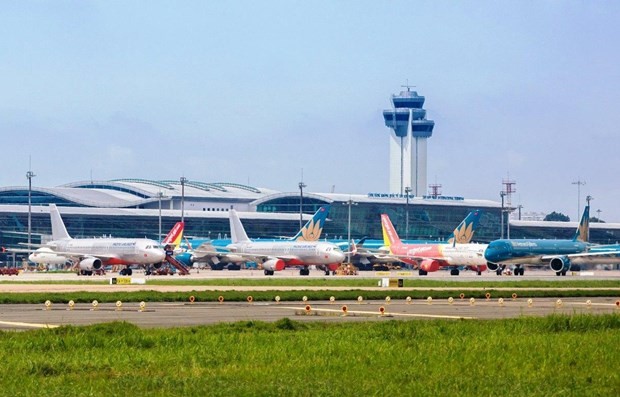 At Tan Son Nhat airport in Ho Chi Minh City (Photo: VNA)