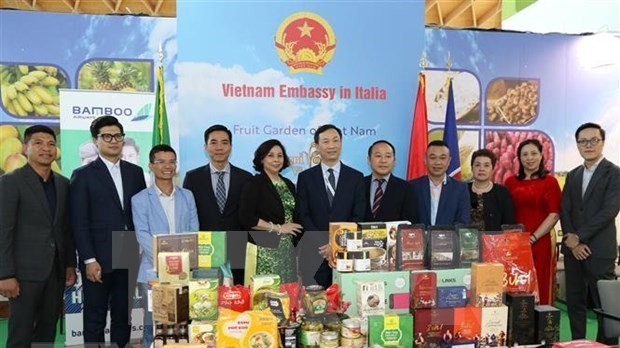 “Fruit garden of Viet Nam” on display at Italy’s Macfrut trade fair