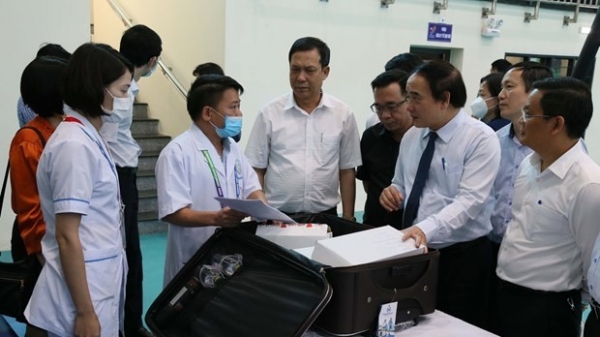Ministry of Health inspects COVID-19 control in Bac Ninh before SEA Games