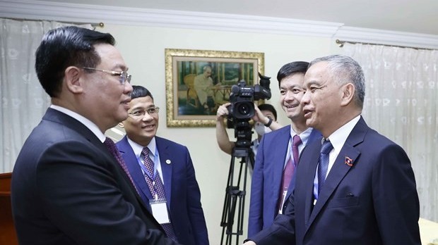 Businesses urged to help make breakthroughs in Viet Nam - Laos economic ties