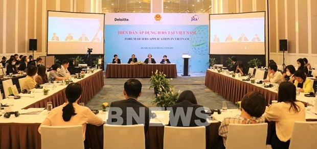 Forum promotes application of int’l financial reporting standards in Vietnam