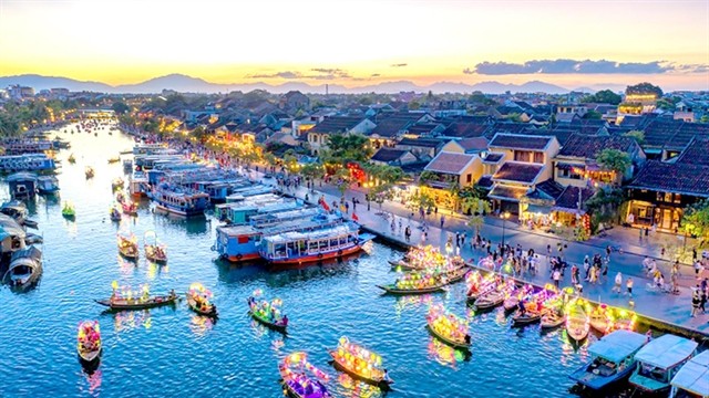 Viietnam experienced the greatest improvement in the 2021 Tourism and Travel Development Index (TTDI). (Photo: hanoimoi.com.vn)