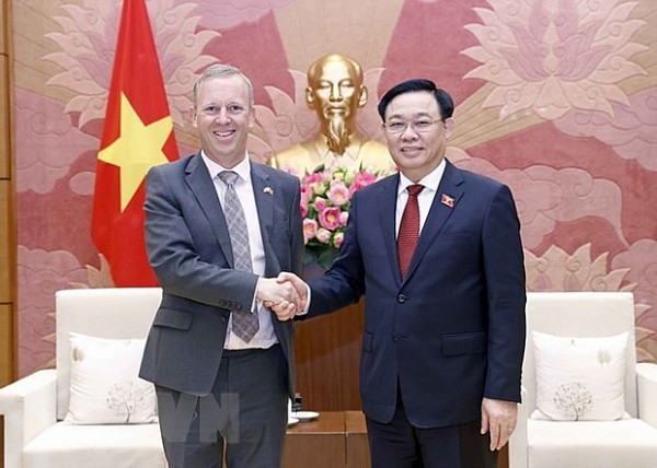 NA Chairman receives Bristish Ambassador to Vietnam